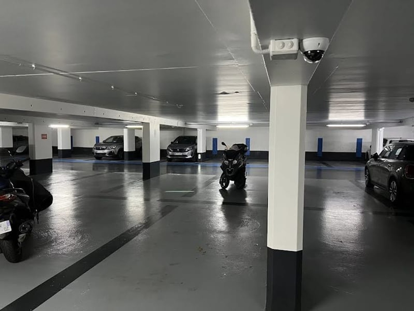 Parking 12 m²