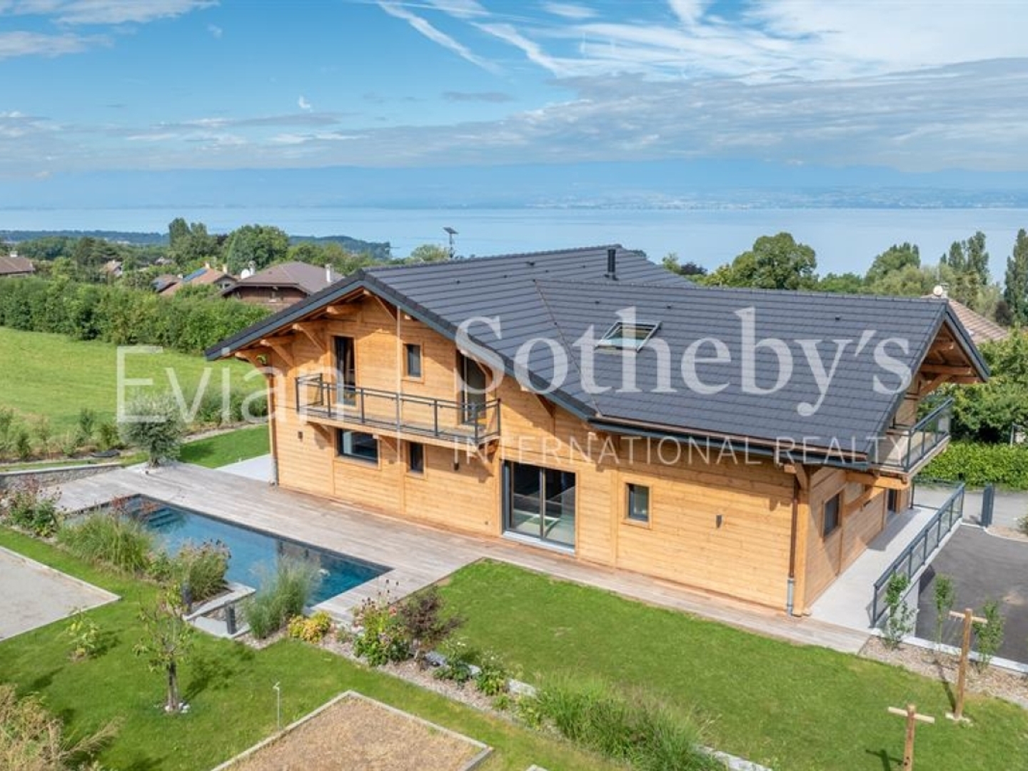 Maison à vendre - 10 pièces - 355m2 - Évian-Les-Bains (74500)