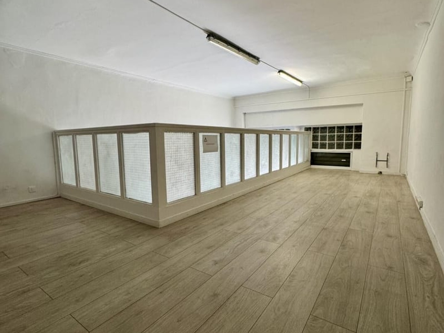 Magasin à vendre - 1 pièce - 36m2 - Marseille 2e (13002)