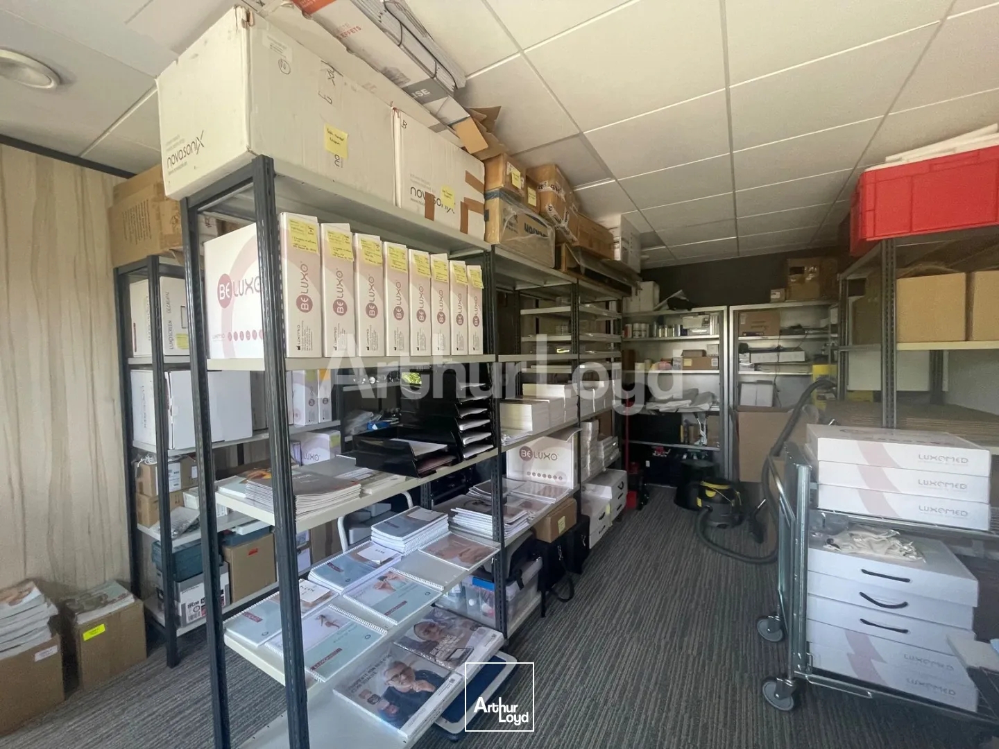 Bureaux à vendre - 215m2 - Loos (59120)
