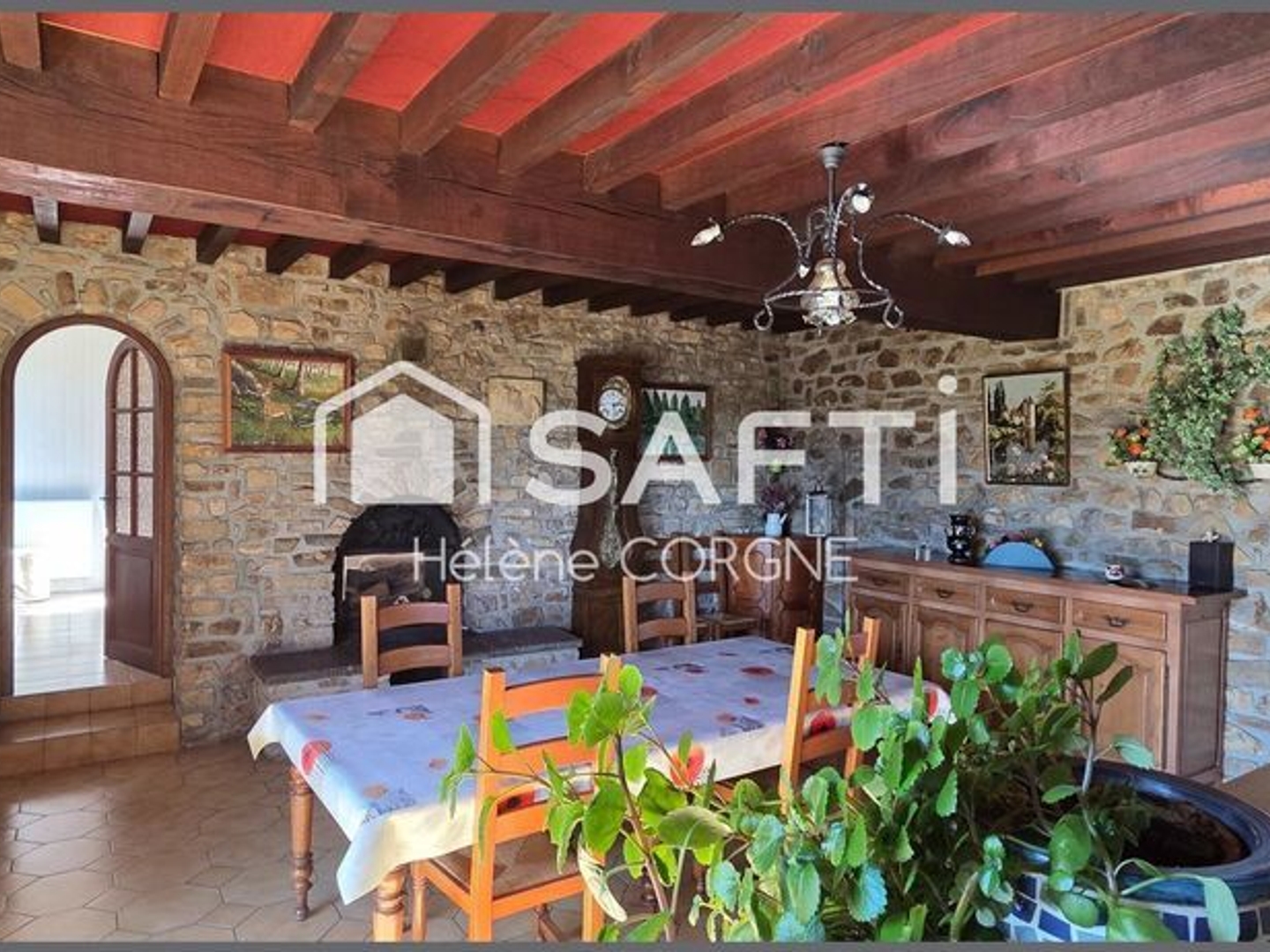 Maison à vendre - 5 pièces - 194m2 - Martigné-Ferchaud (35640)