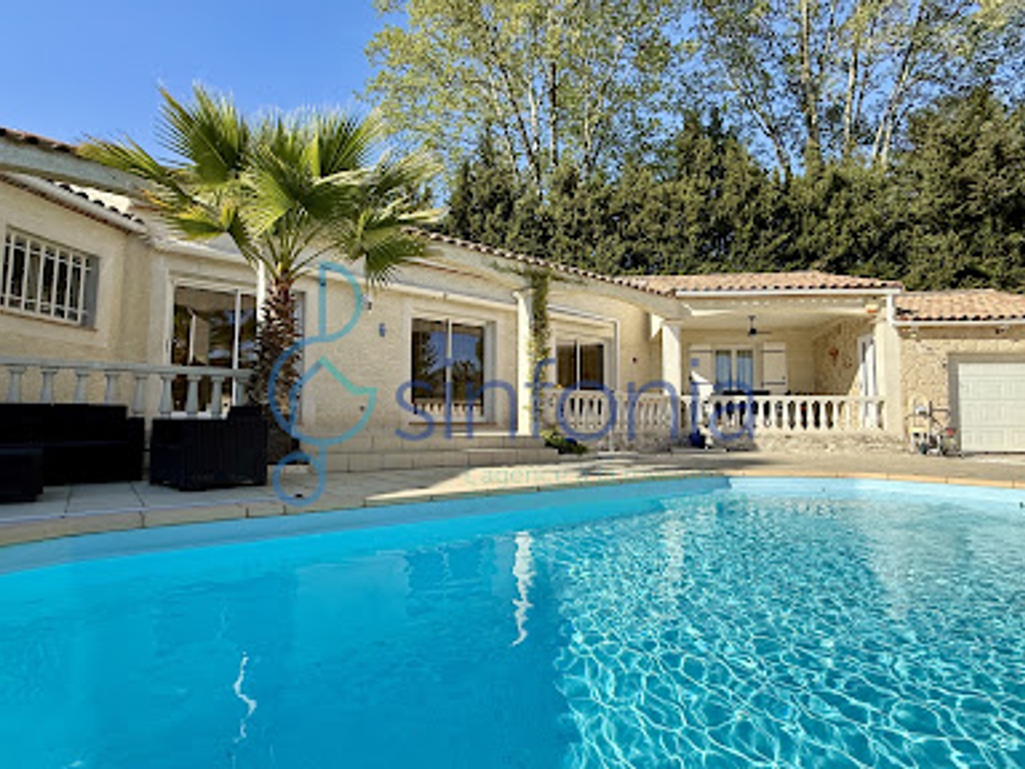 Maison à vendre - 6 pièces - 145m2 - Uzès (30700)
