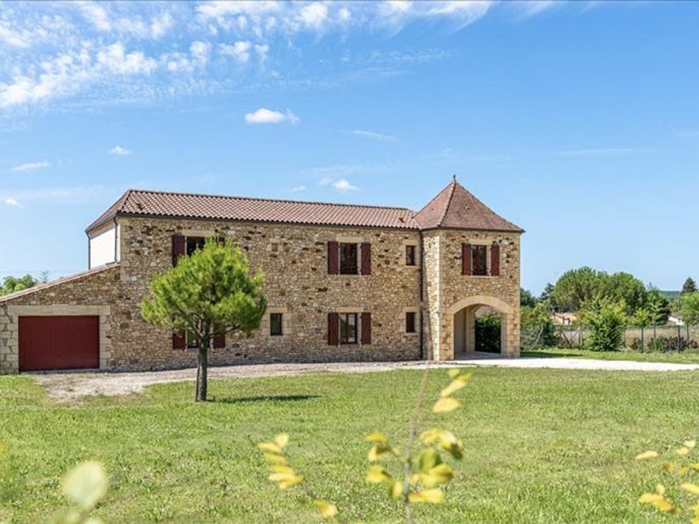 Maison 6 pièces 252 m²