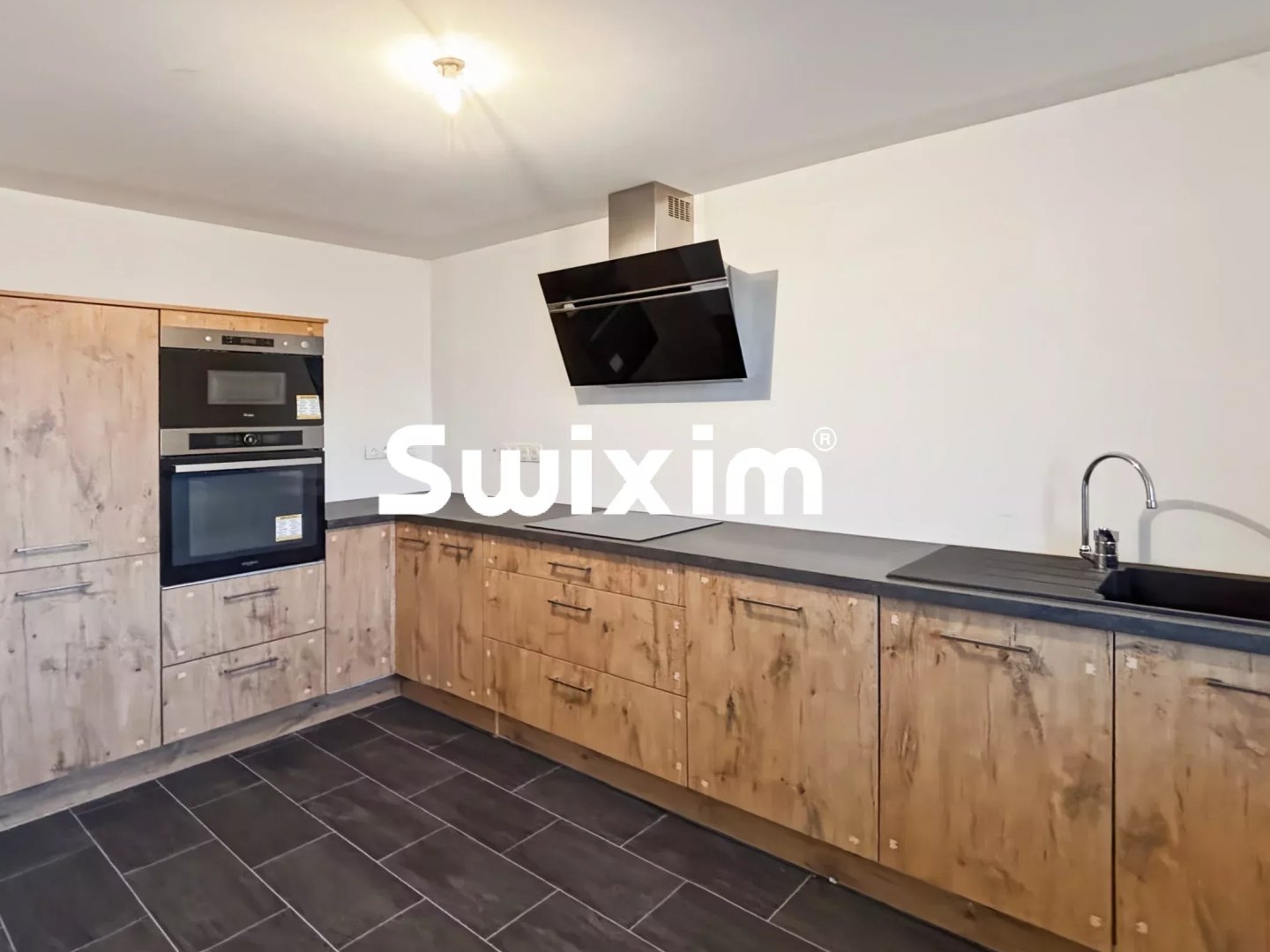 Maison à vendre - 8 pièces - 205m2 - Savasse (26740)