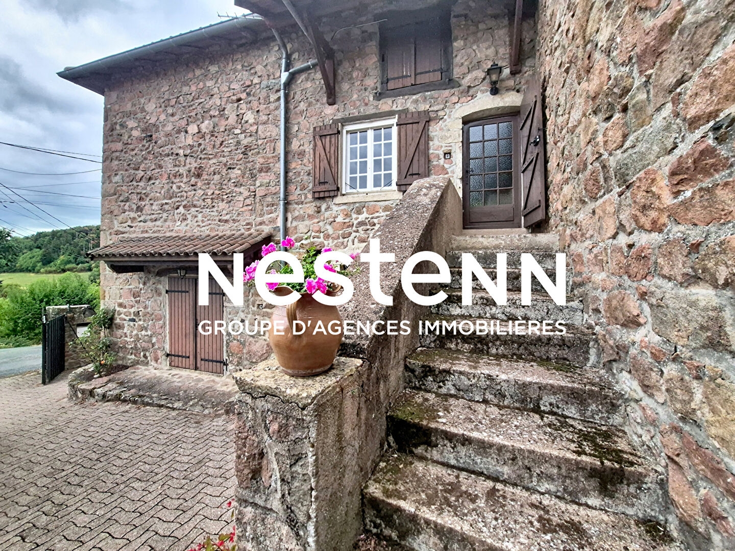 EXCLUSIVITÉ NESTENN ? BELLE MAISON DE CARACTERE EN PIERRE À CENVES