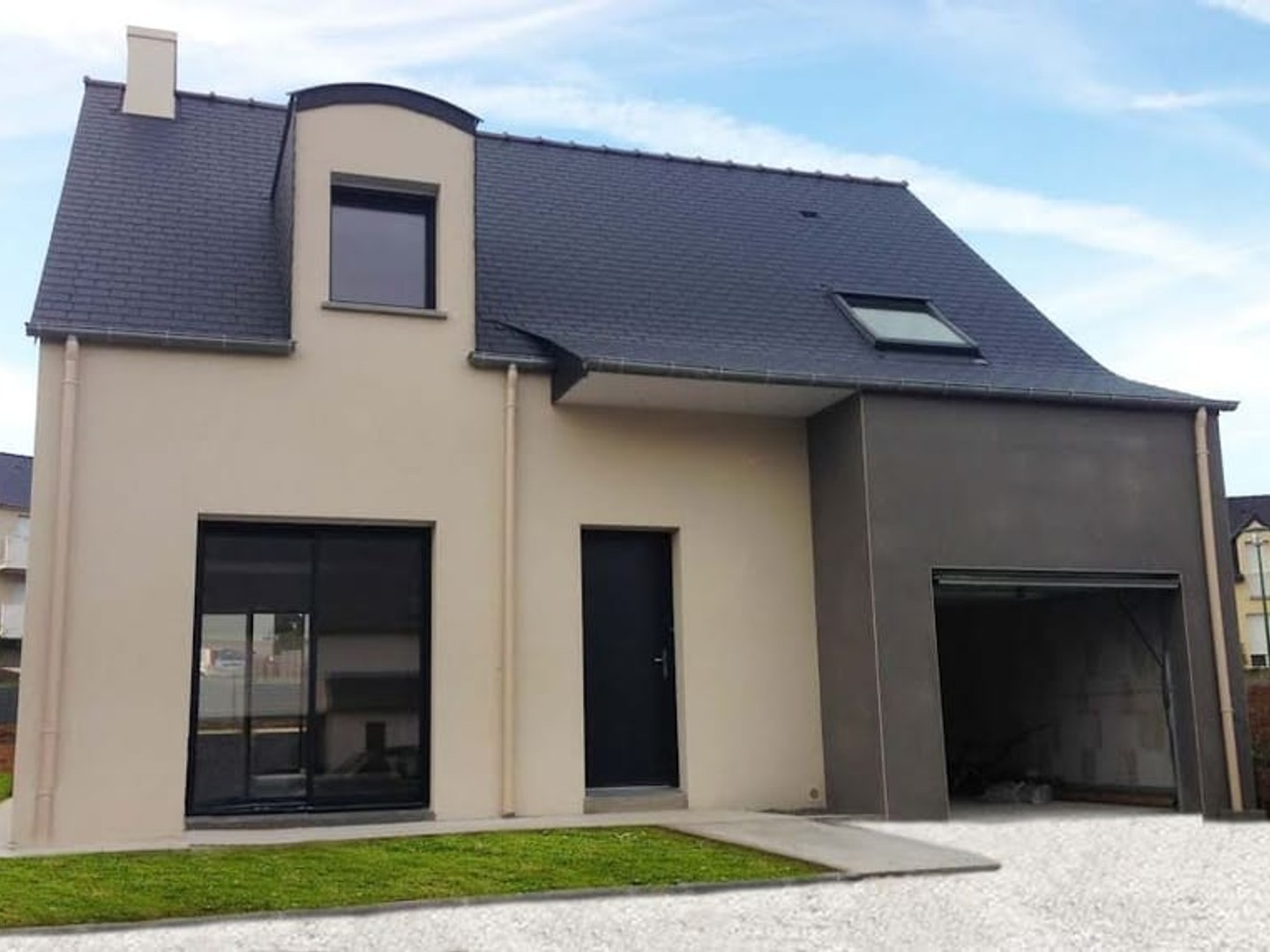 Bureau 6 pièces 79 m²