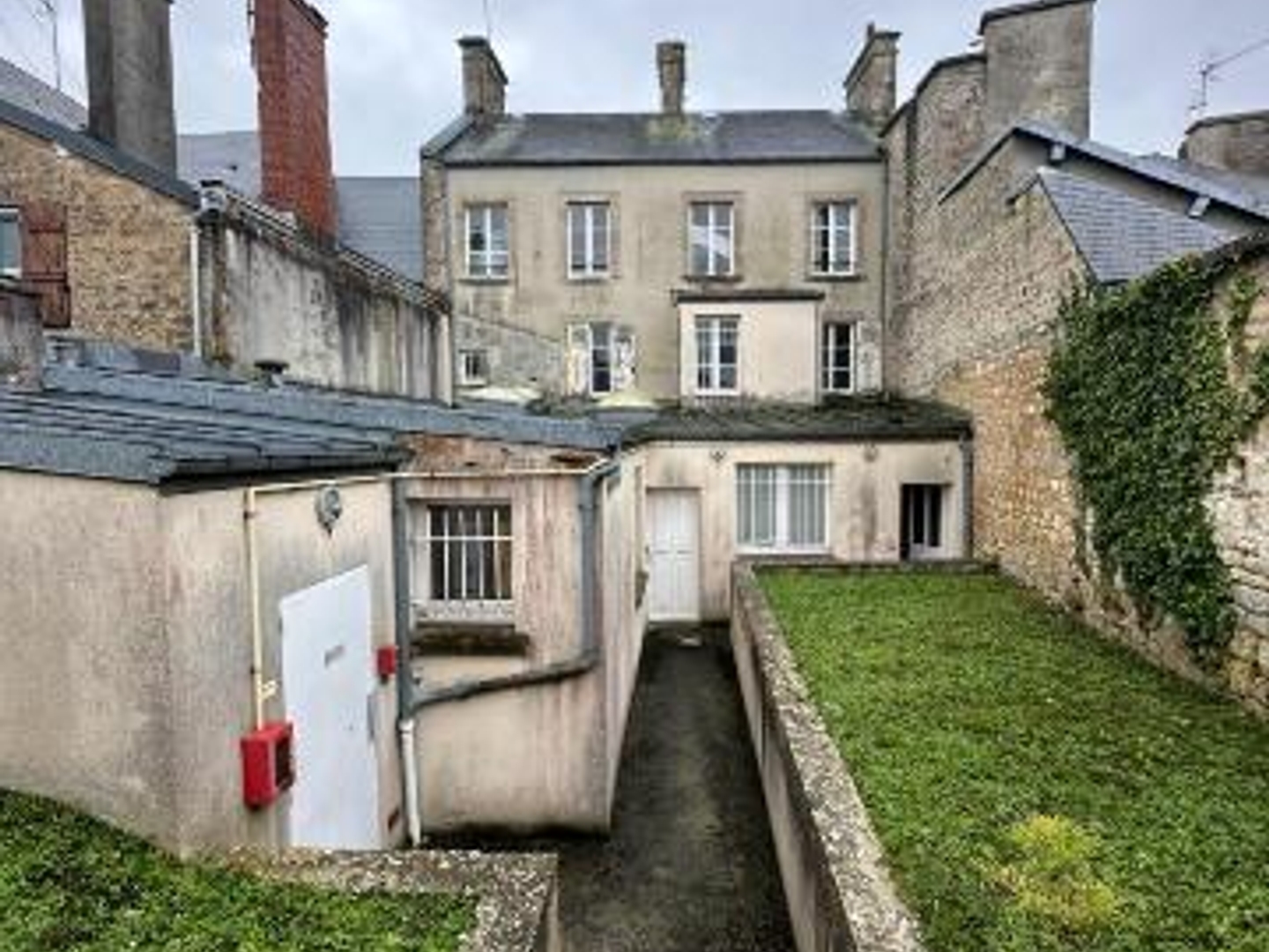 Immeuble à vendre - 230m2 - Picauville (50360)
