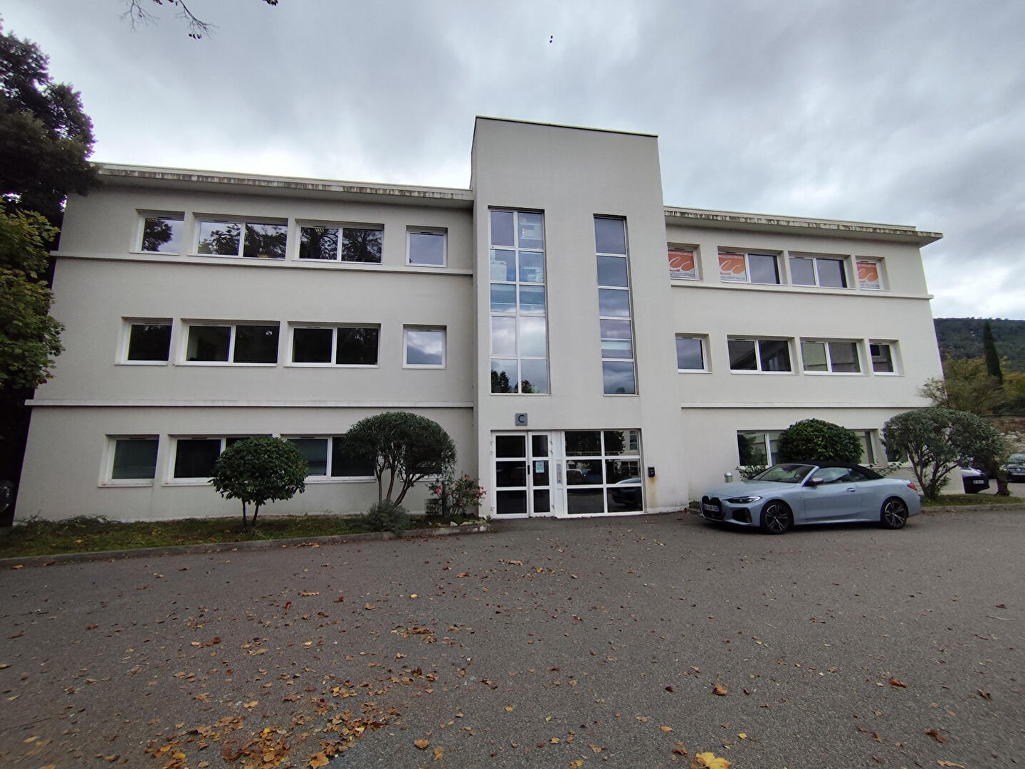 Bureau Gemenos 51 m2