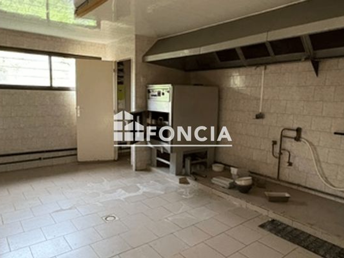 Locaux à vendre - 110m2 - Revin (08500)