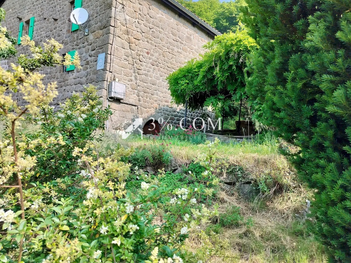 Maison à vendre - 11 pièces - 80m2 - Saint-Genest-Lachamp (07160)
