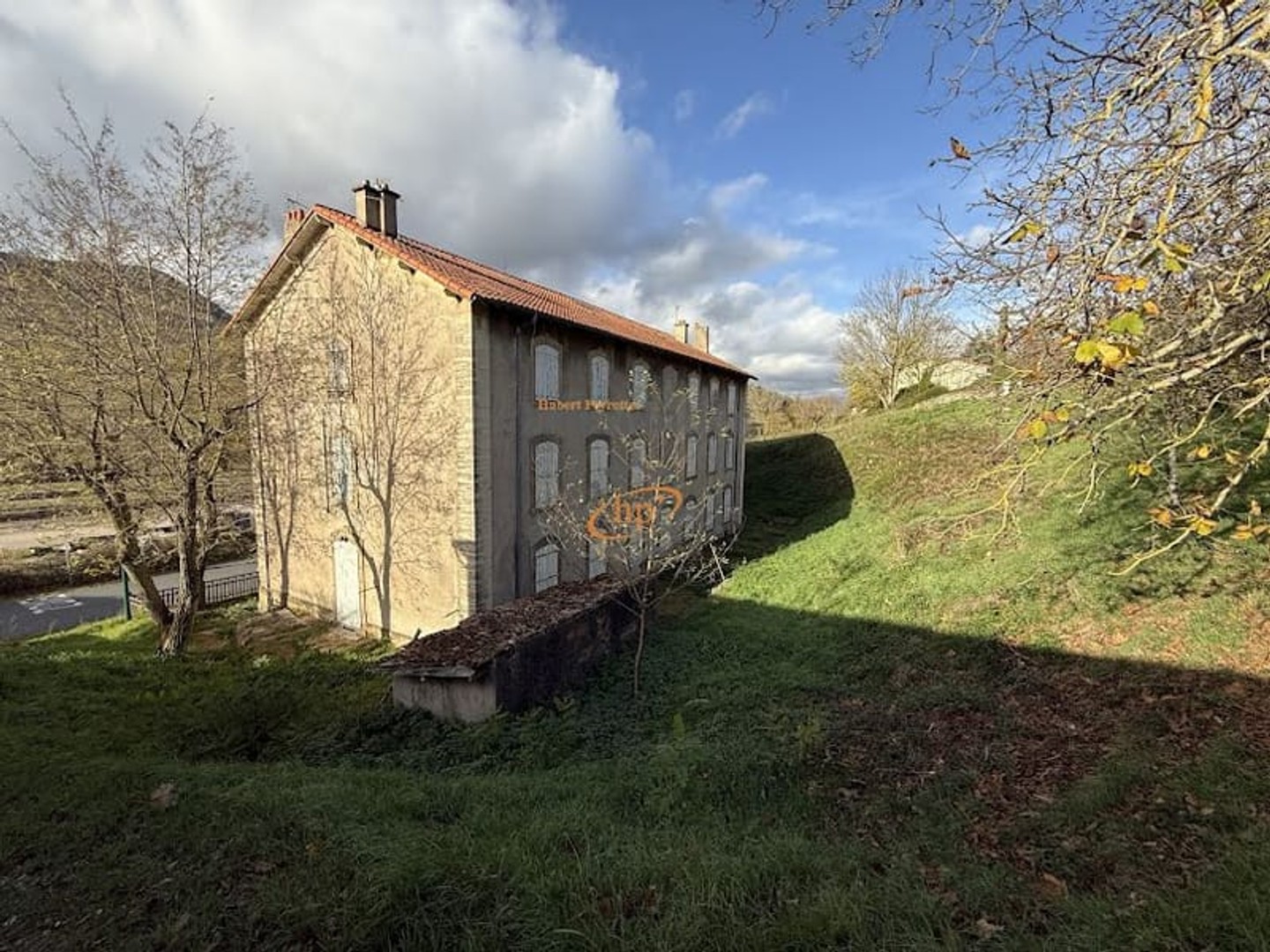 Maison à vendre - 24 pièces - 400m2 - Tournemire (12250)