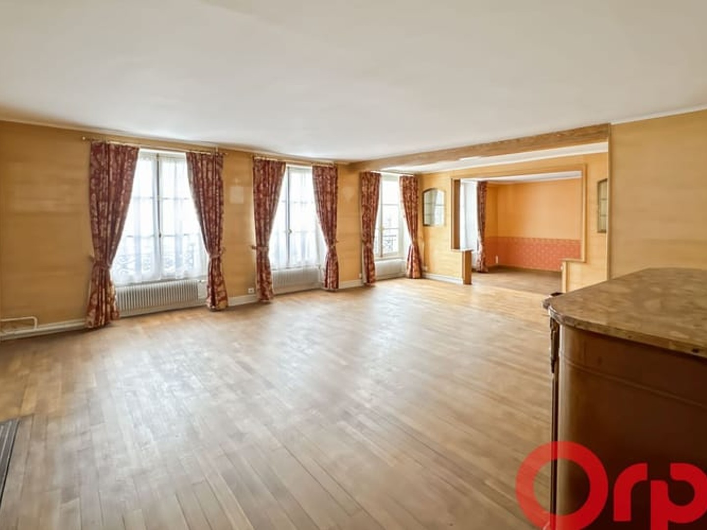 Appartement 5 pièces 230 m²