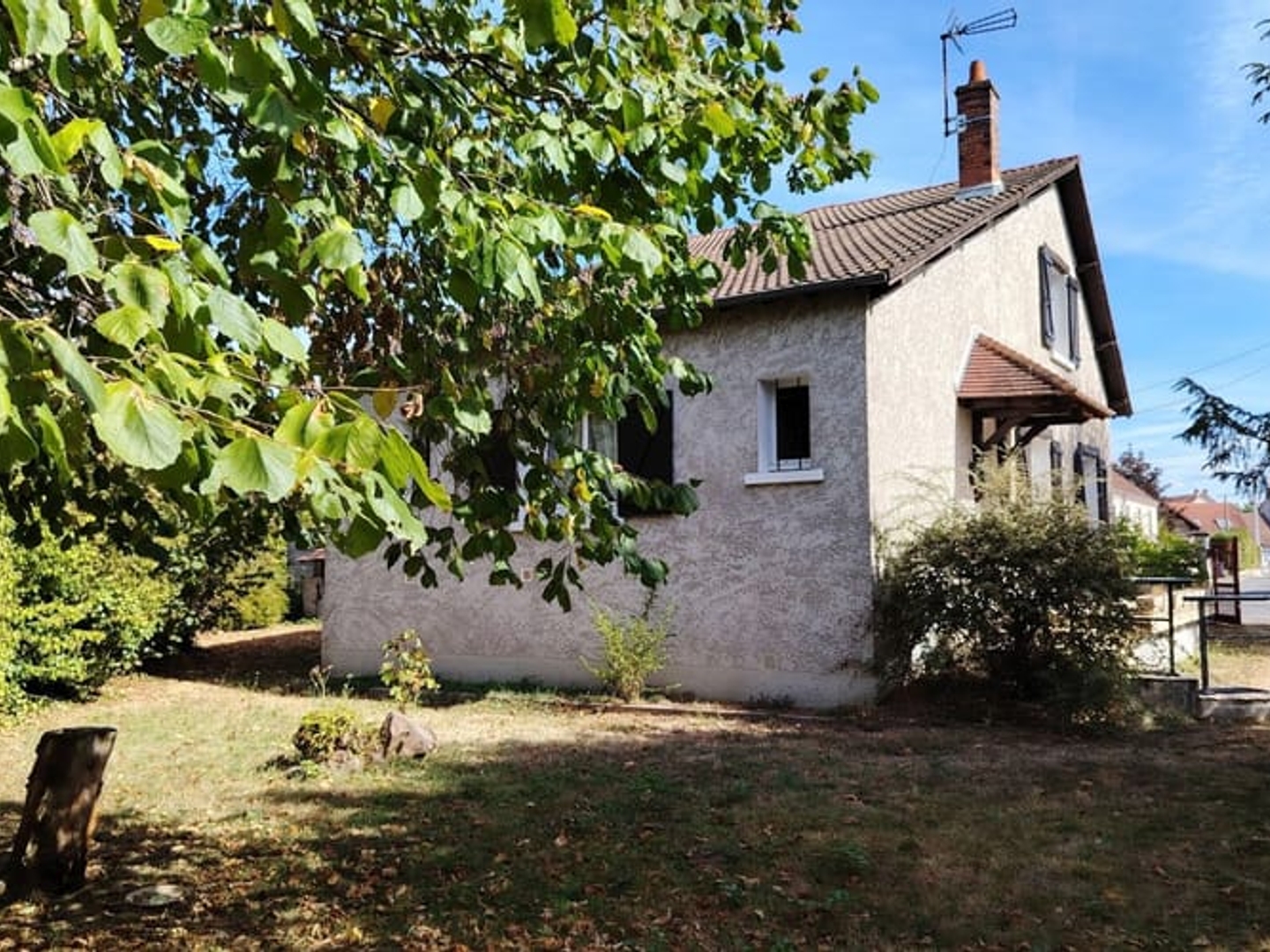 Maison à vendre - 5 pièces - 116m2 - Vierzon (18100)