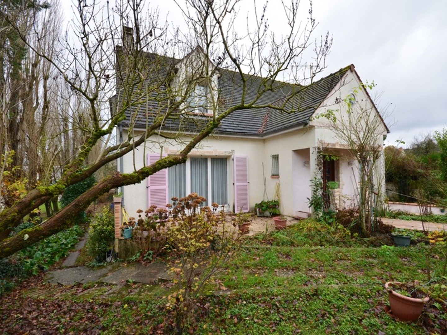 COULOMMIERS (77) à vendre maison individuelle de 6 pièces et sous-sol total