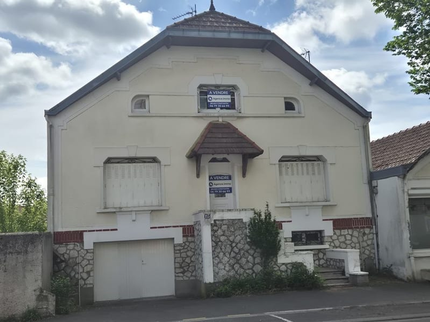 MAISON