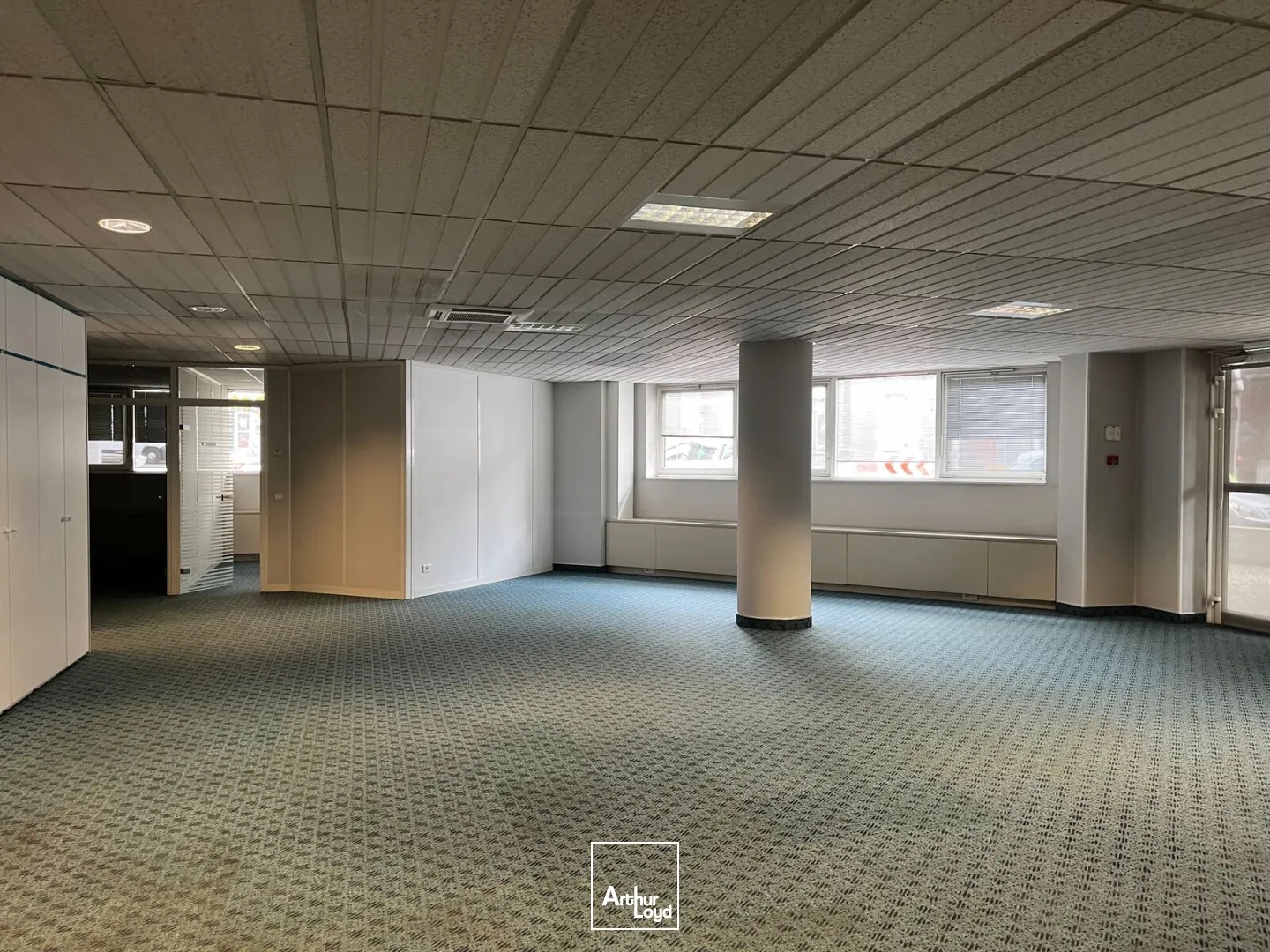 BUREAUX A VENDRE CENTRE VILLE CREIL