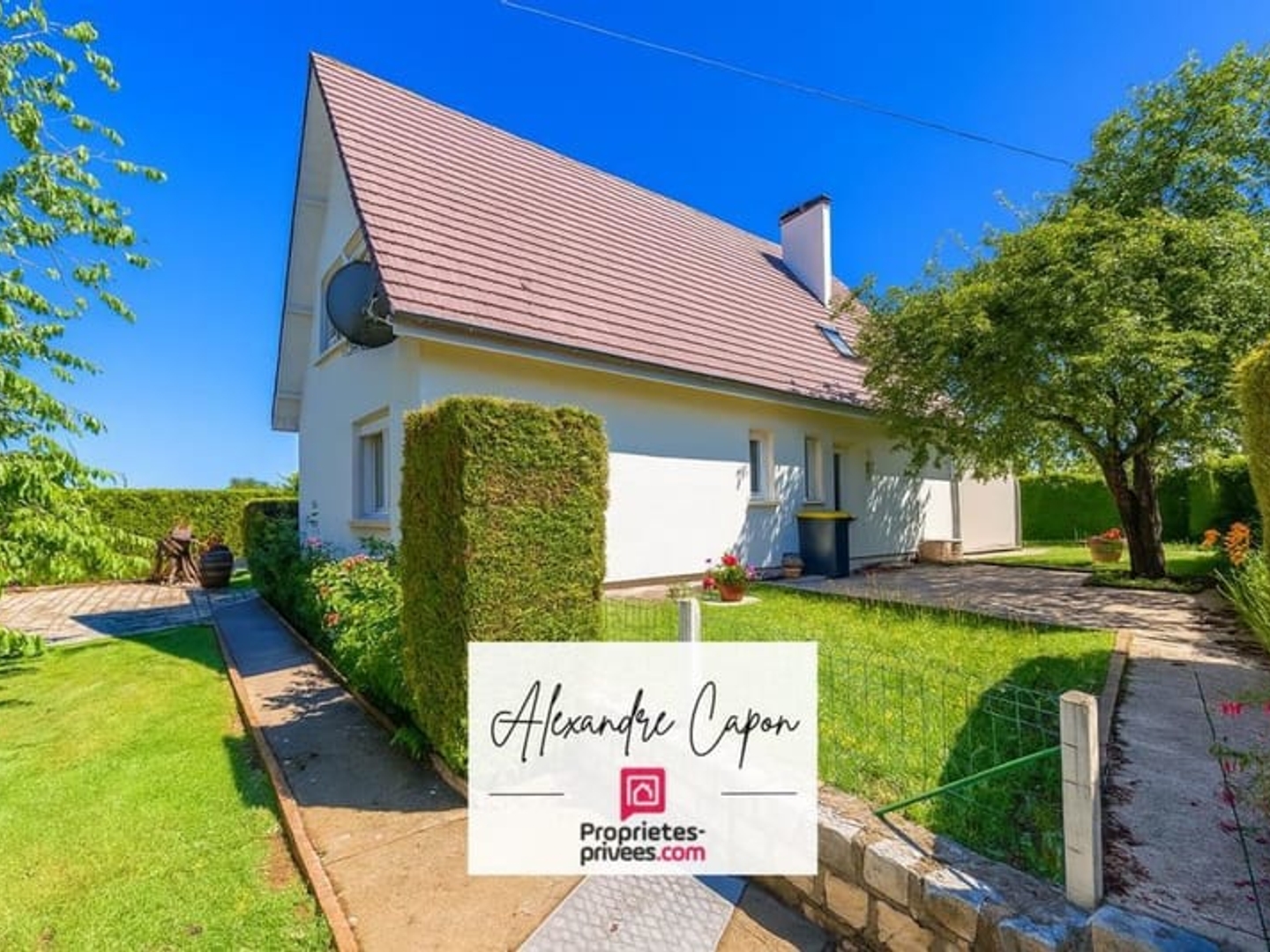 Grande maison familiale avec 6 chambres + dépendance, au calme à Saint-Ouen-de-Thouberville