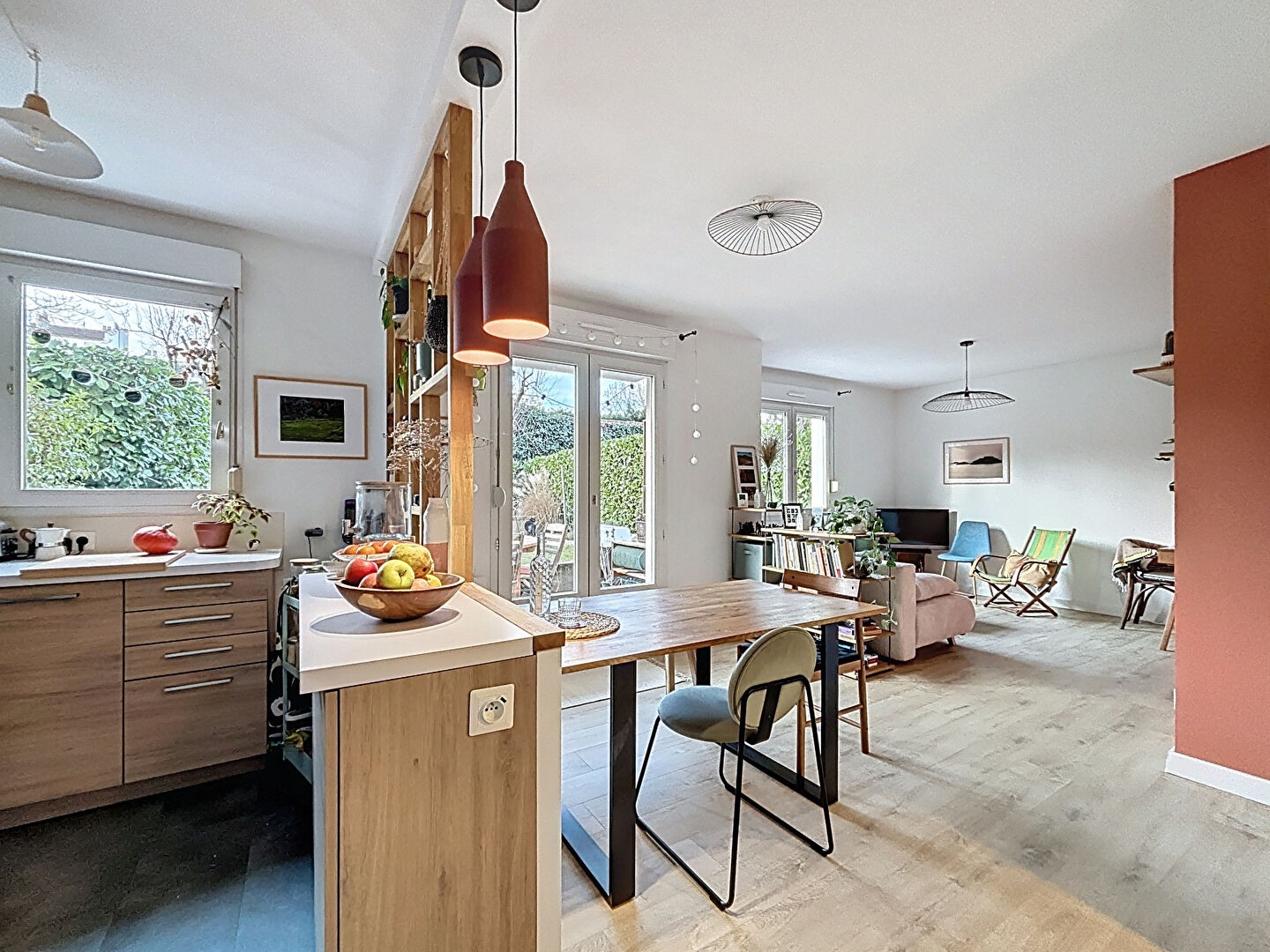 Appartement Lyon Monplaisir 2 pièces en rez-de-jardin de 80 m² avec terrasse et stationnement, une cave