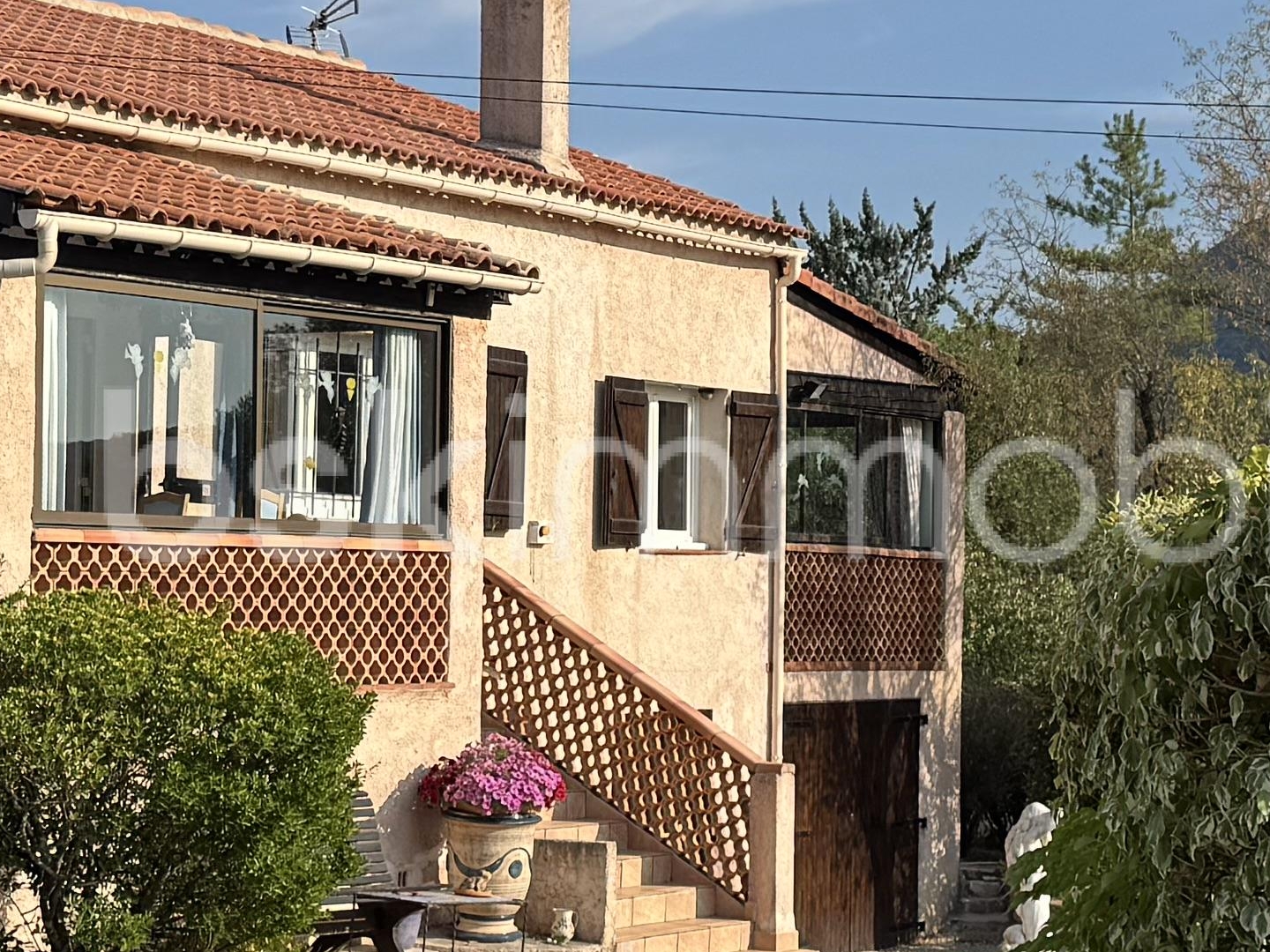 Maison à vendre - 6 pièces - 89m2 - Rocbaron (83136)