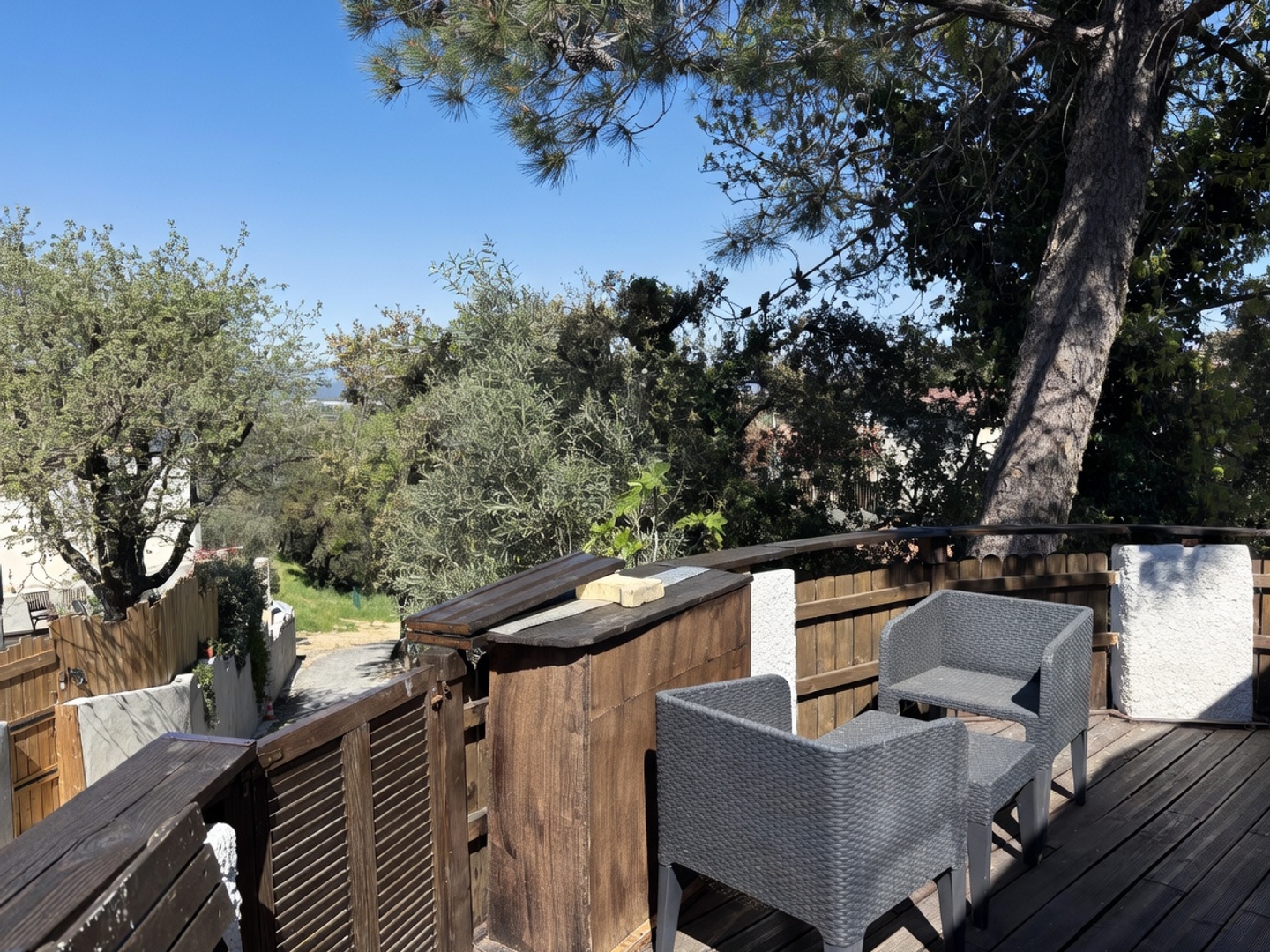 Maison à vendre - 3 pièces - 45m2 - Roquebrune-Sur-Ar... (83520)
