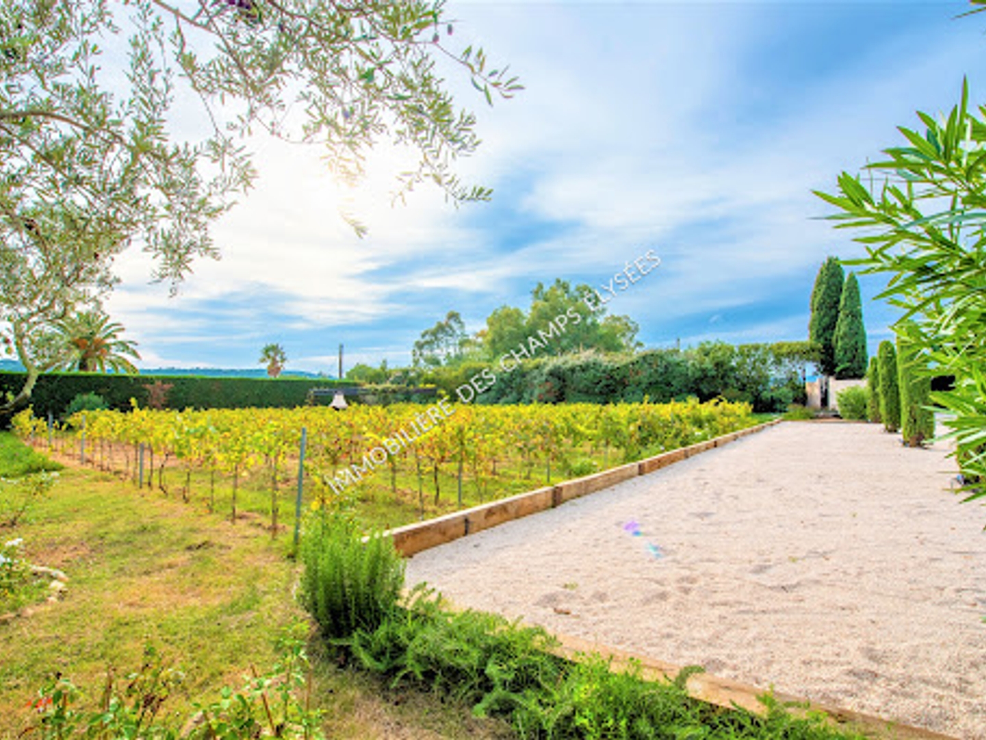 Maison à vendre - 350m2 - Saint-Tropez (83990)
