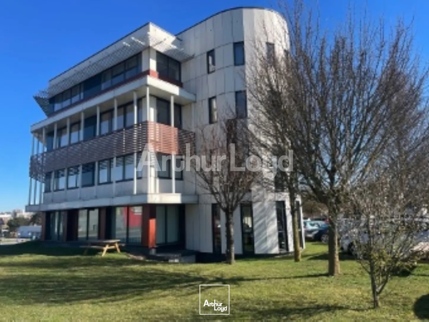 Bureaux à vendre - 329m2 - Saint-Laurent-Blangy (62223)