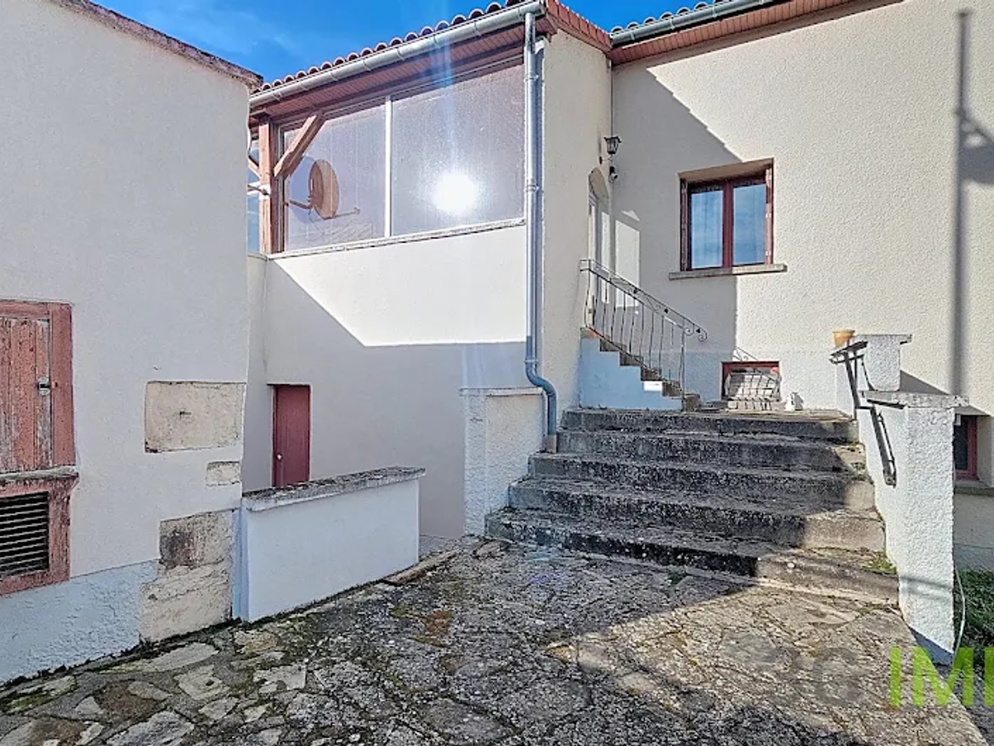 Maison à vendre - 4 pièces - 165m2 - Vensat (63260)