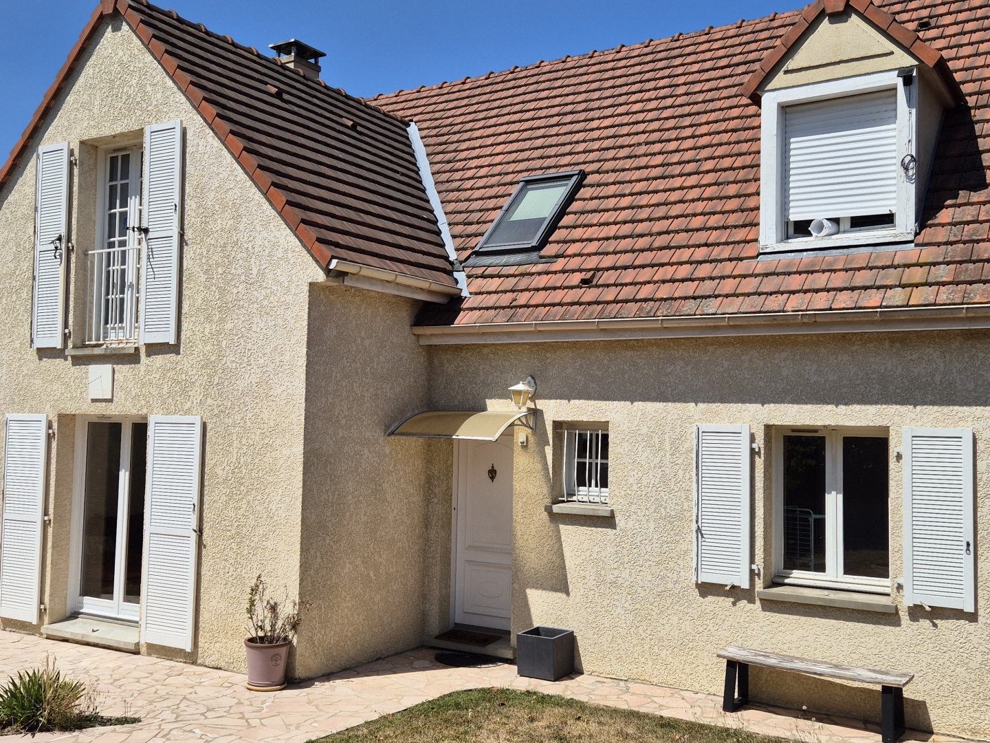 Maison traditionnelle lumineuse de 155 m2 à vendre