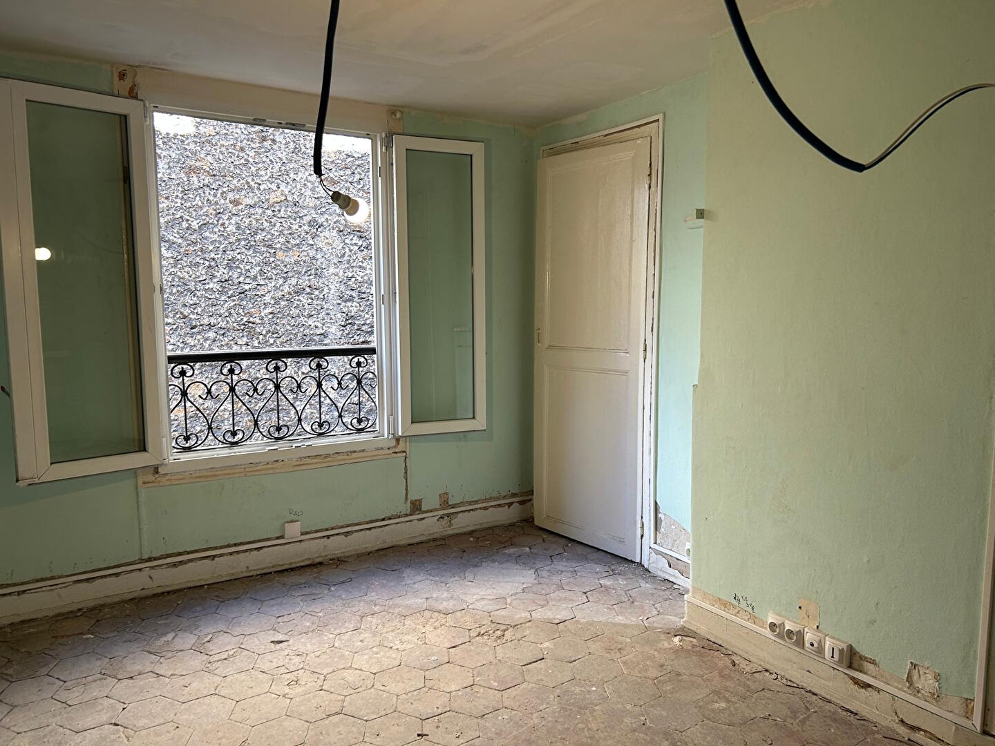Appartement à vendre - 1 pièce - 15m2 - Paris 10e (75010)