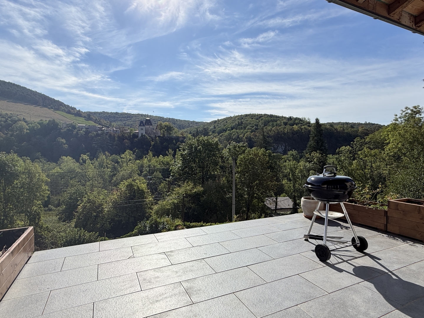 Maison à vendre - 2 pièces - 83m2 - Poncin (01450)