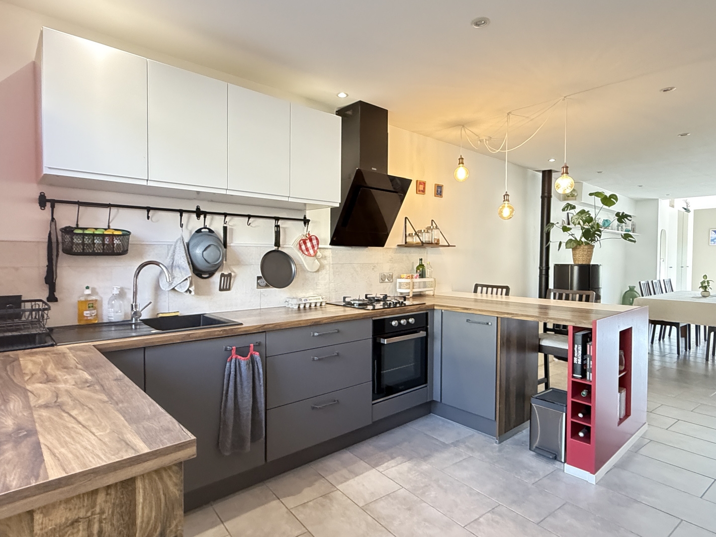 Maison à vendre - 2 pièces - 83m2 - Poncin (01450)