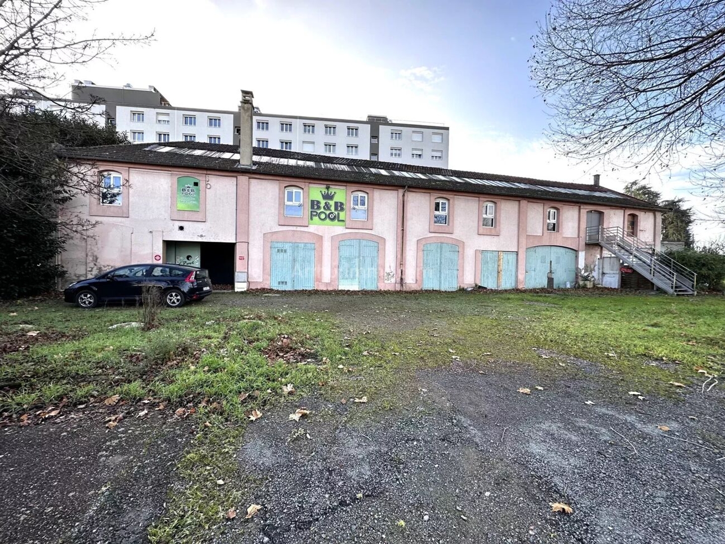 Magasin à vendre - 4 pièces - 420m2 - Roanne (42300)