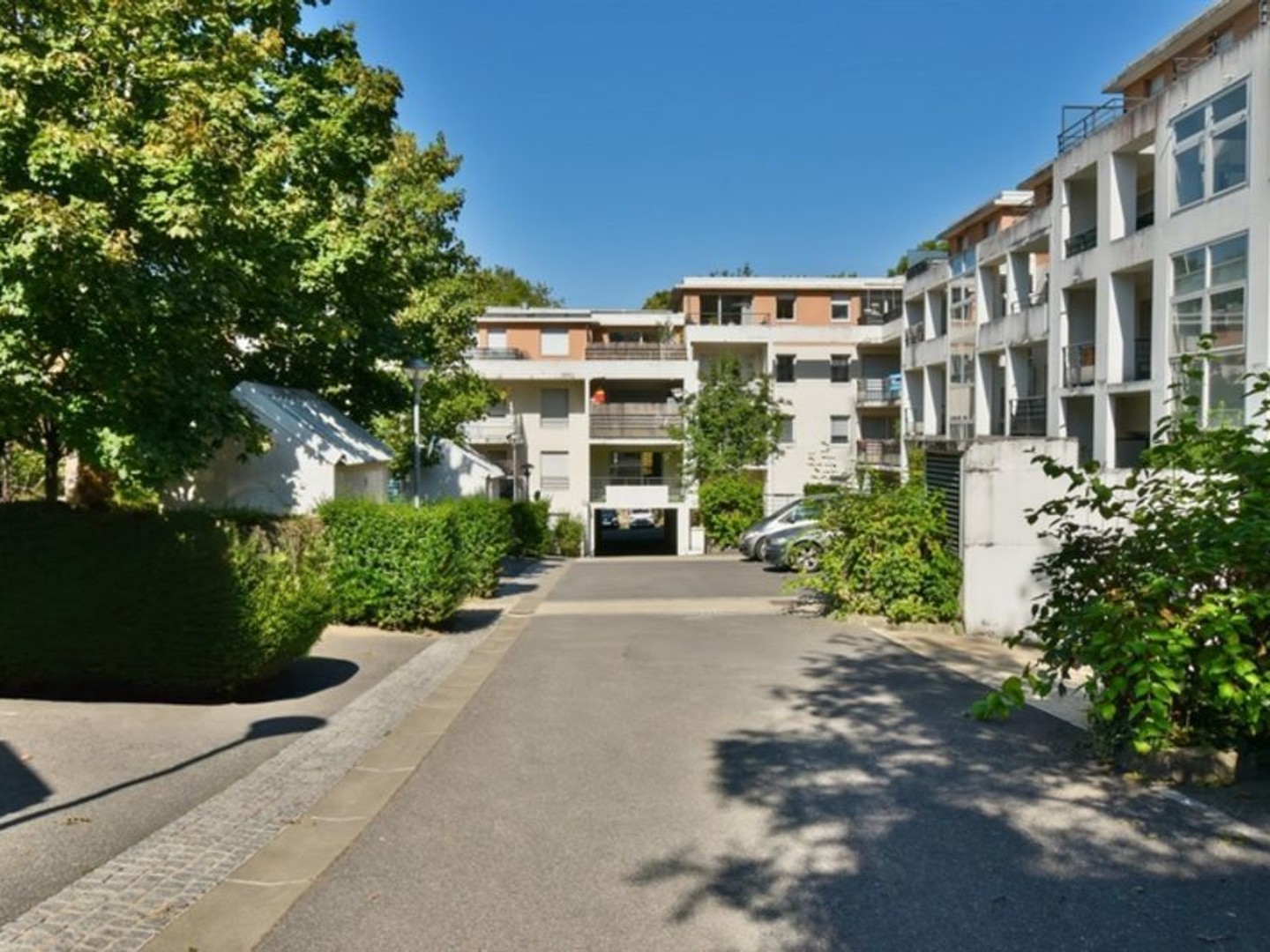Place de parking sécurisée, en sous-sol, à vendre à MORSANG SUR ORGE (91)