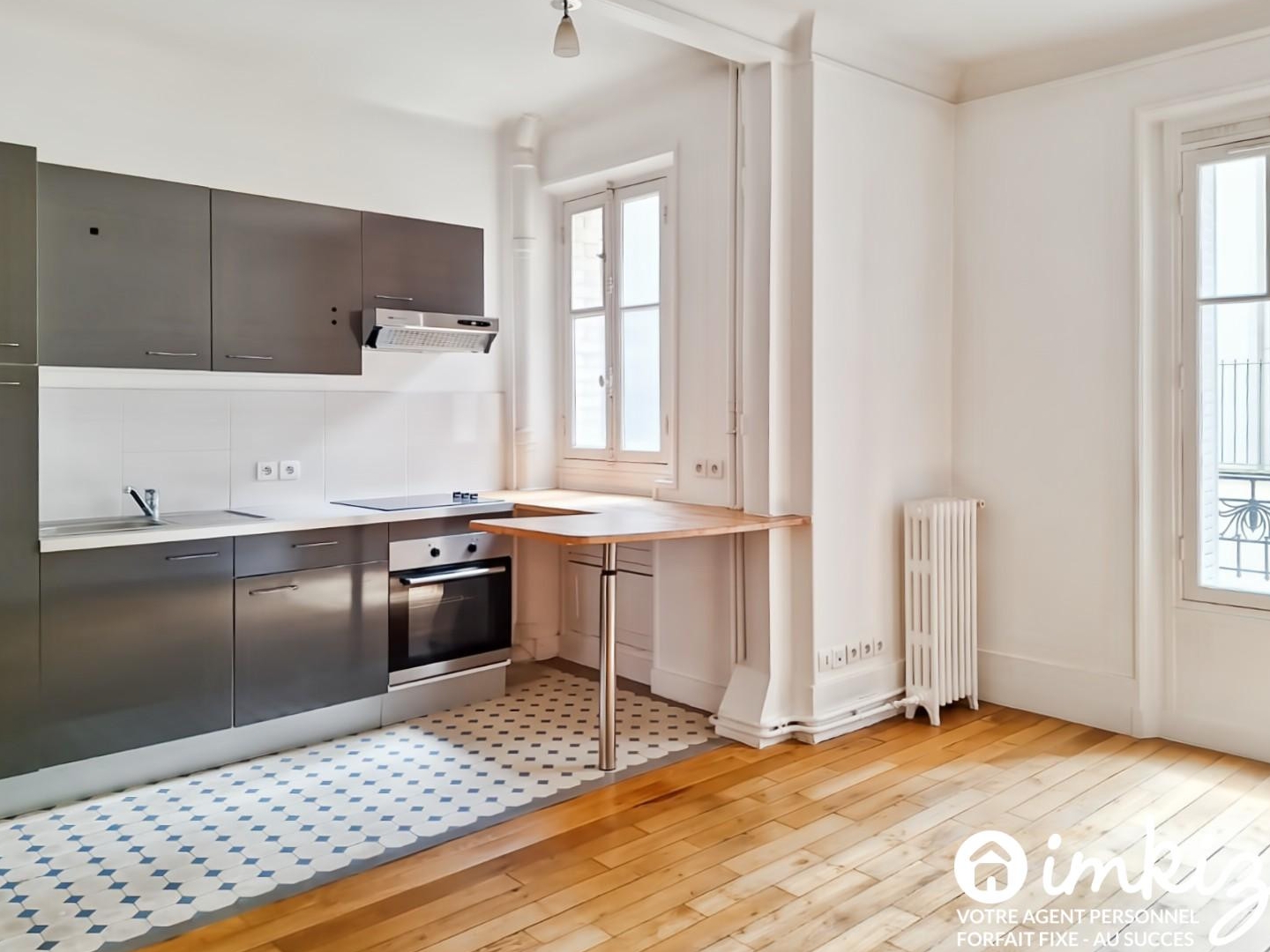 Paris 15ème 44 m² traversant, calme et lumineux
