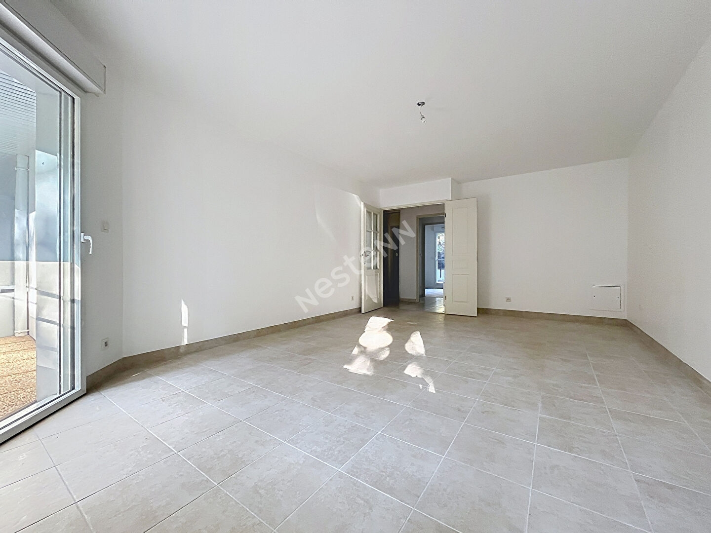 EXCLUSIVITE / Nantes Procé-Monselet / Appartement 63m2 / 2 chambres / traversant / terrasse et jardin / garage /