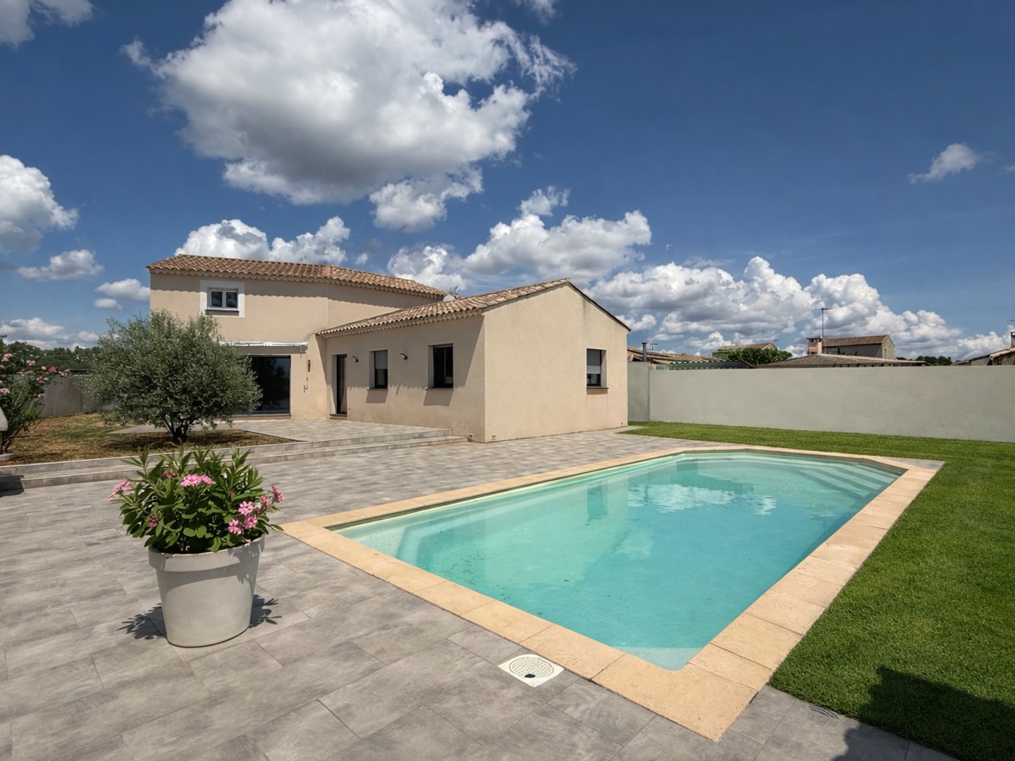 Maison 5 pièces 184 m²