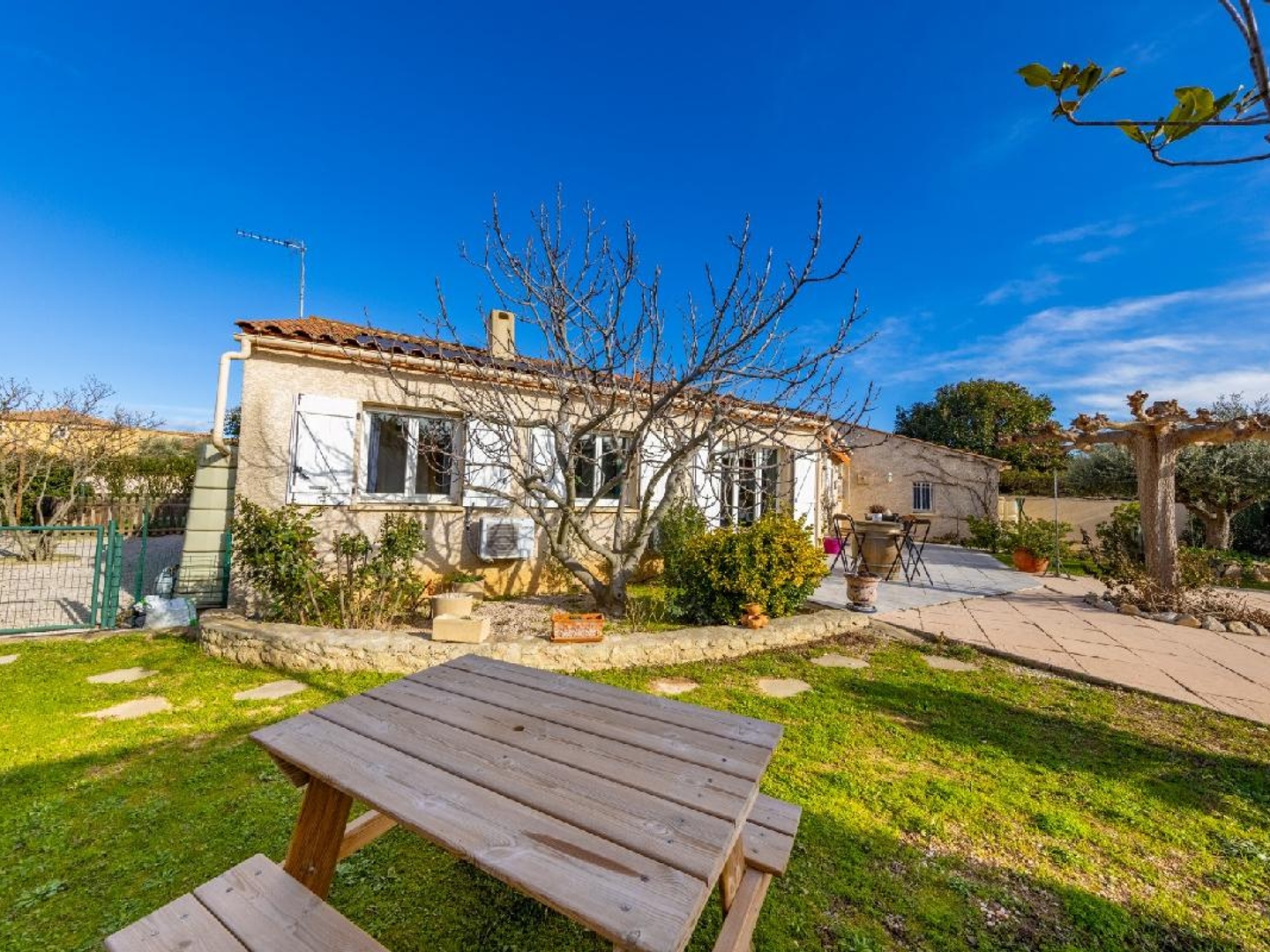 Maison à vendre - 5 pièces - 113m2 - Gallargues-Le-Mon... (30660)