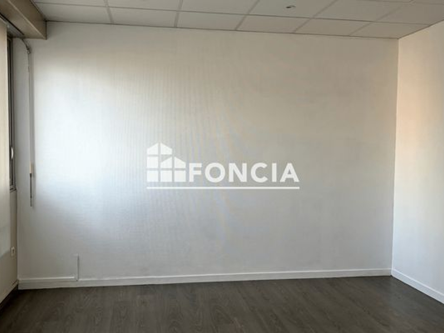 Local professionnel 35 m²