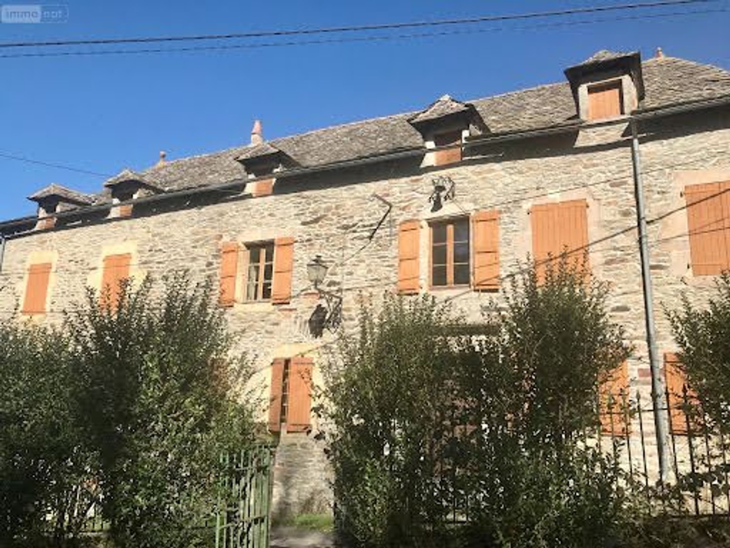 Maison 10 pièces 267 m²