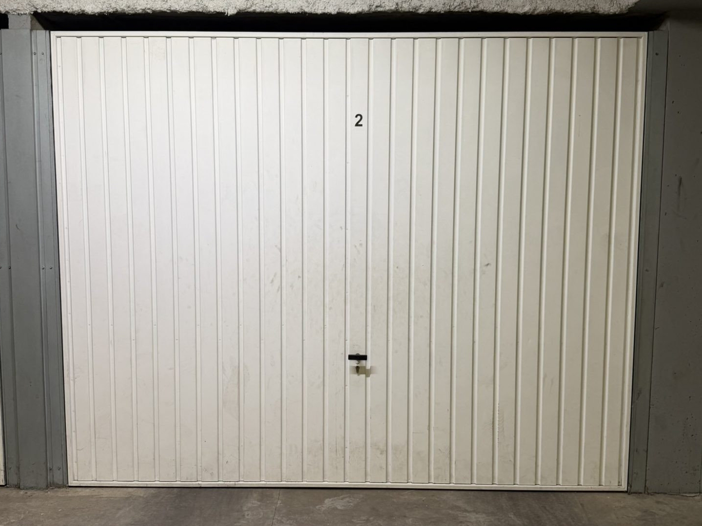 Garage fermé en sous-sol