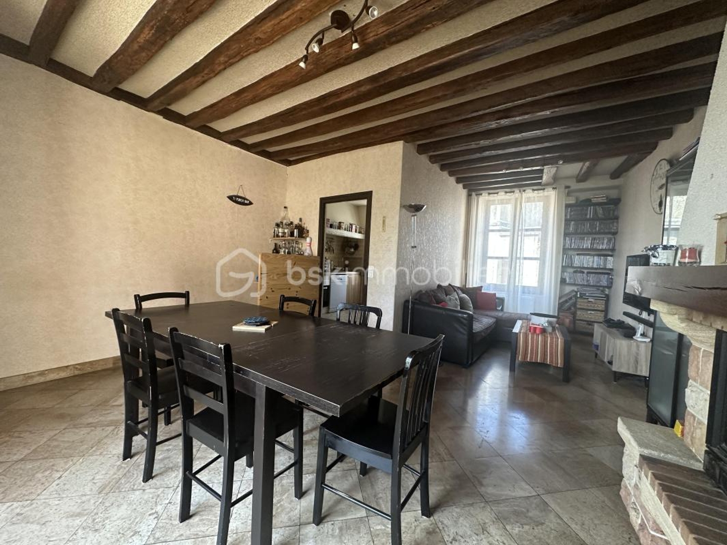Maison à vendre - 6 pièces - 186m2 - Ozouer-Le-Voulgis (77390)