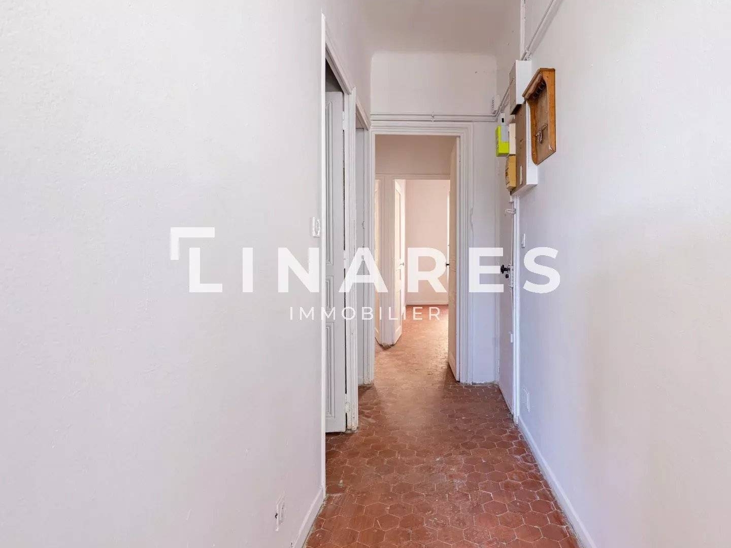 Appartement à vendre - 3 pièces - 77m2 - Marseille 1e (13001)