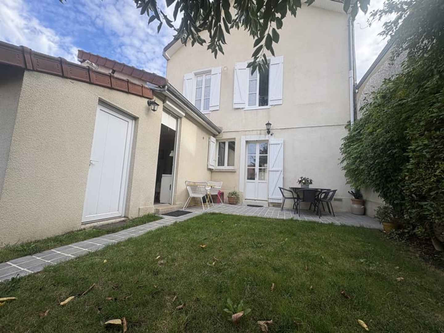 Maison à vendre - 6 pièces - 137m2 - Troyes (10000)