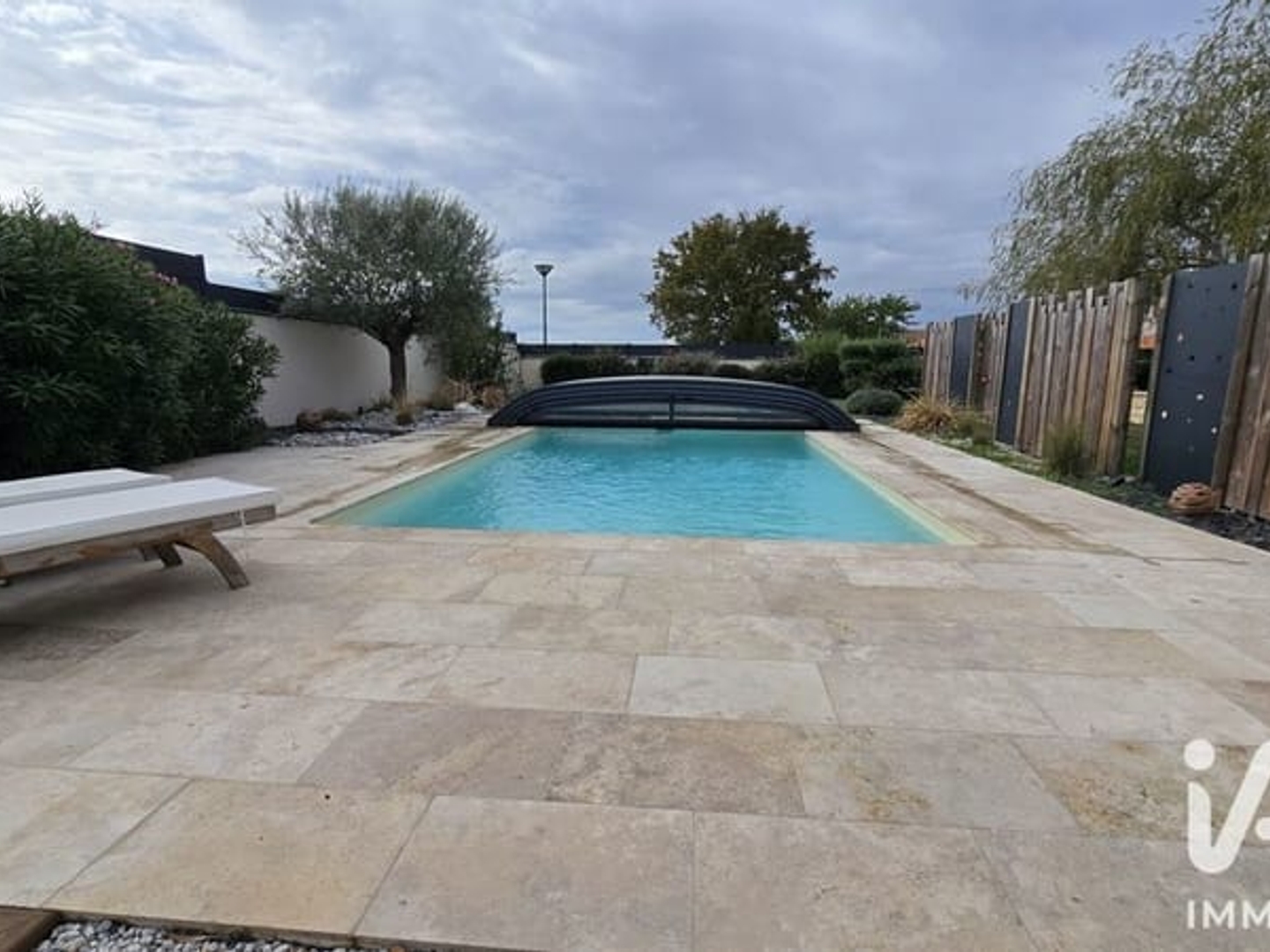 Maison à vendre - 7 pièces - 152m2 - Aiffres (79230)