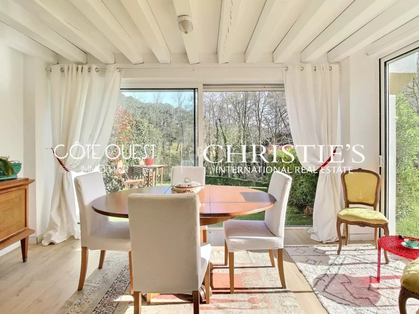À vendre Bidart - appartement de charme avec jardin