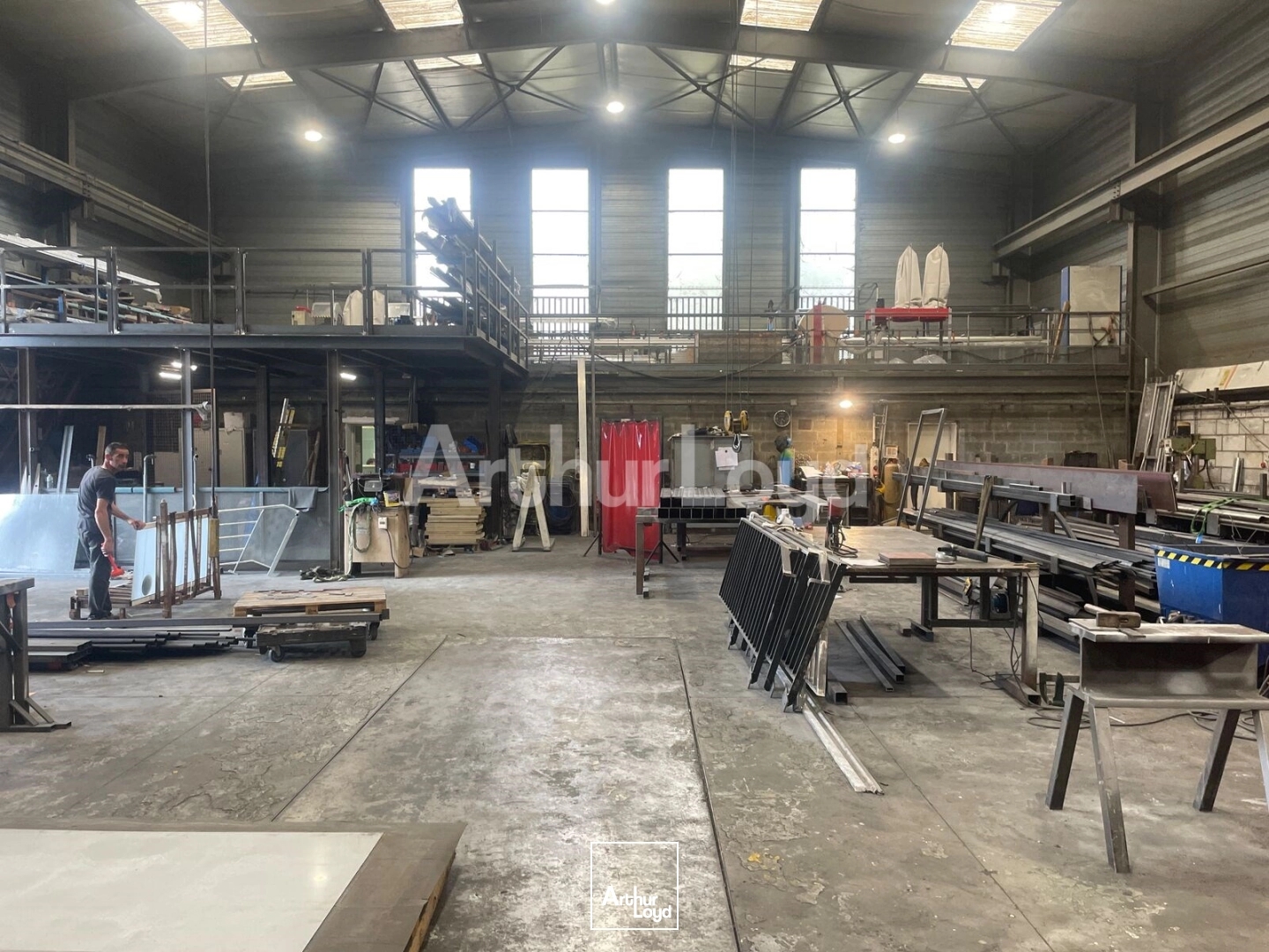 Locaux à vendre - 730m2 - Oignies (62590)