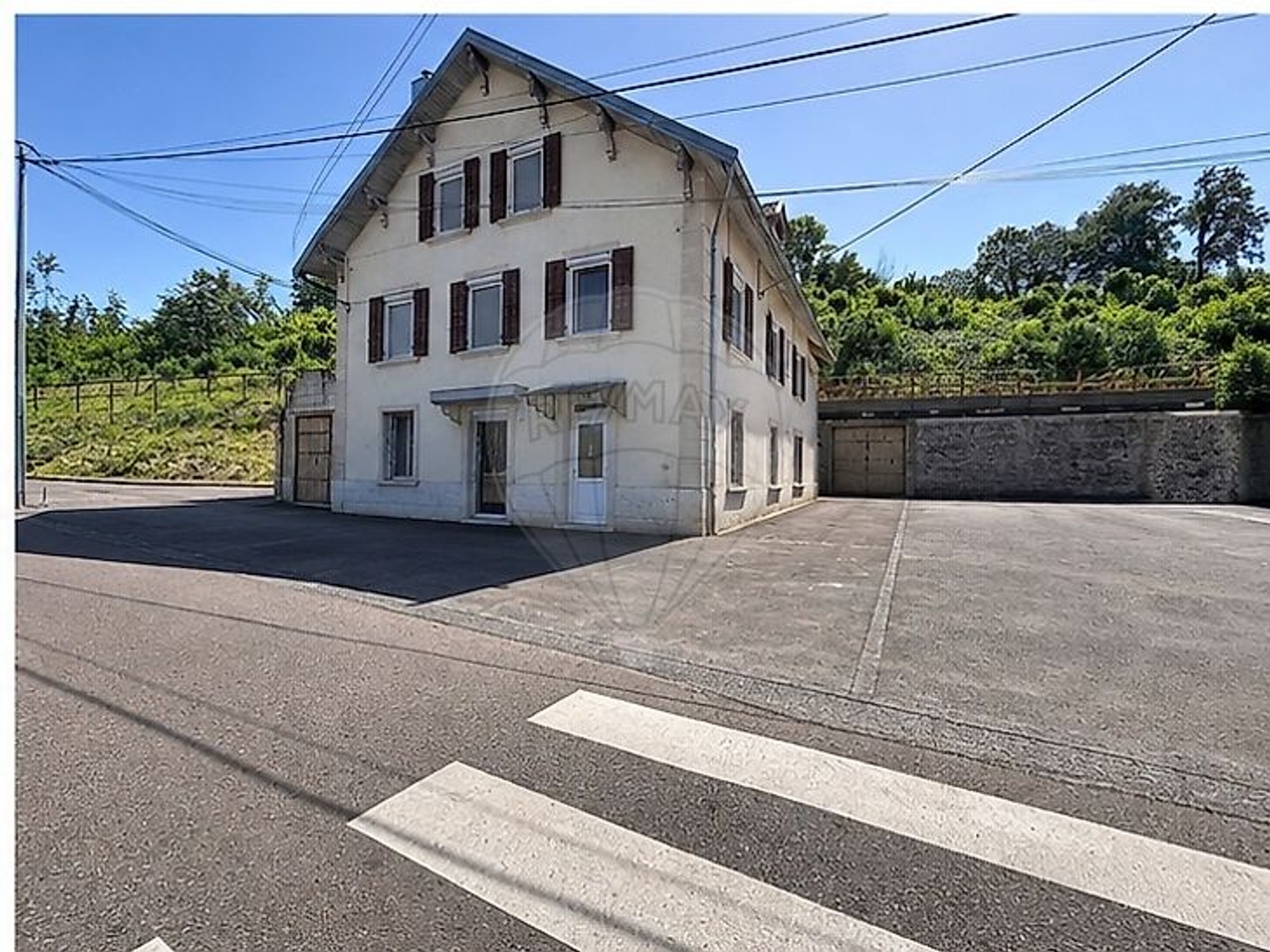 Immeuble à vendre - 15 pièces - 295m2 - Beaucourt (90500)