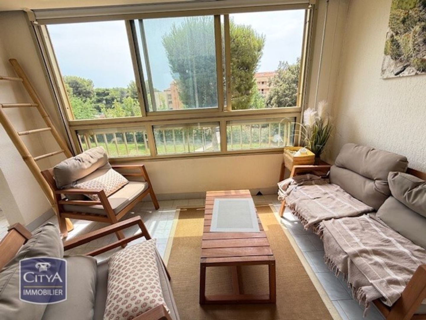 Appartement à vendre - 4 pièces - 60m2 - Six-Fours-Les-Plages (83140)