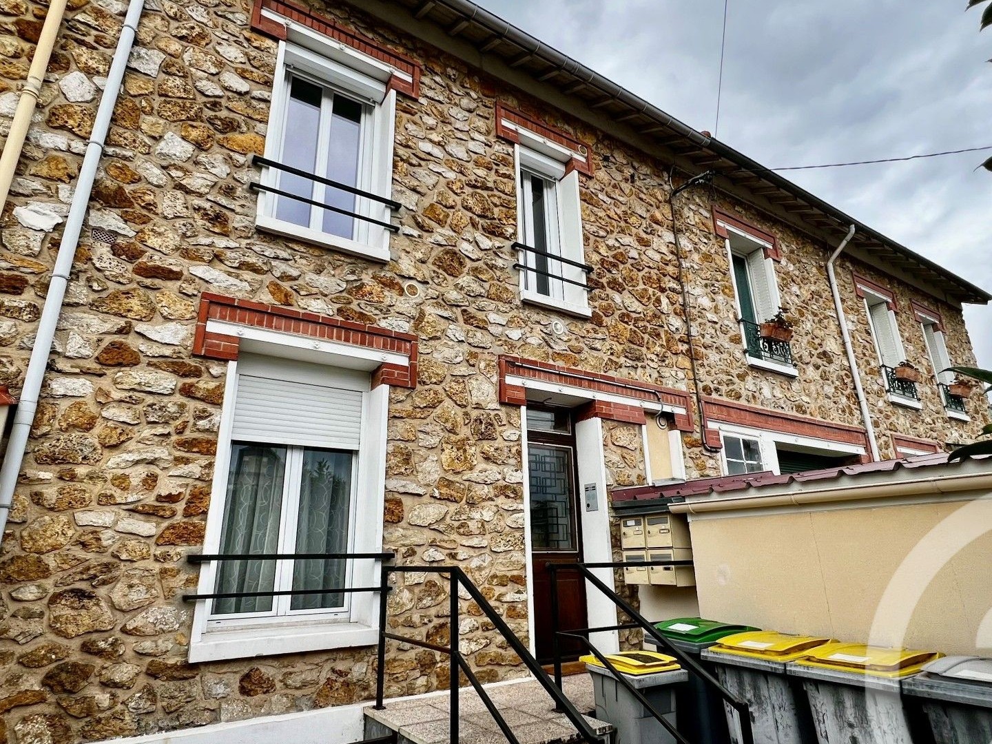 Immeuble 179 m²