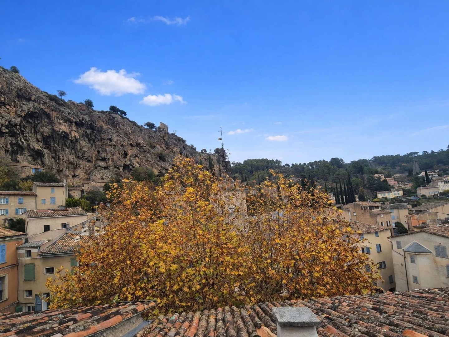 Appartement à vendre - 3 pièces - 120m2 - Cotignac (83570)